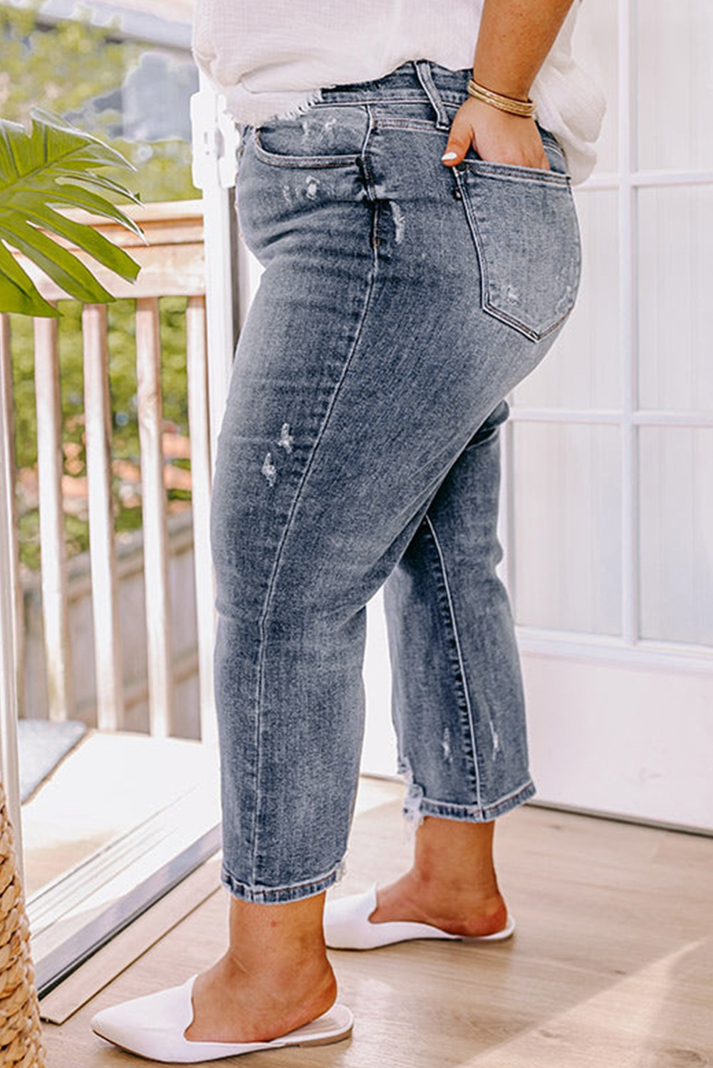 Plus Size Button Fly High Waist Ripped Straight Leg Jeans