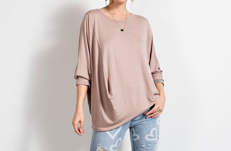 LONG SLEEVE ASYMMETRICAL HEM TOP